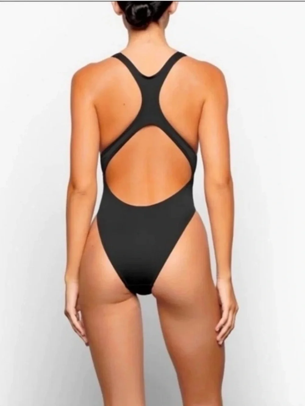SKIMS *NWT SWIM CUT OUT One Piece Swimsuit